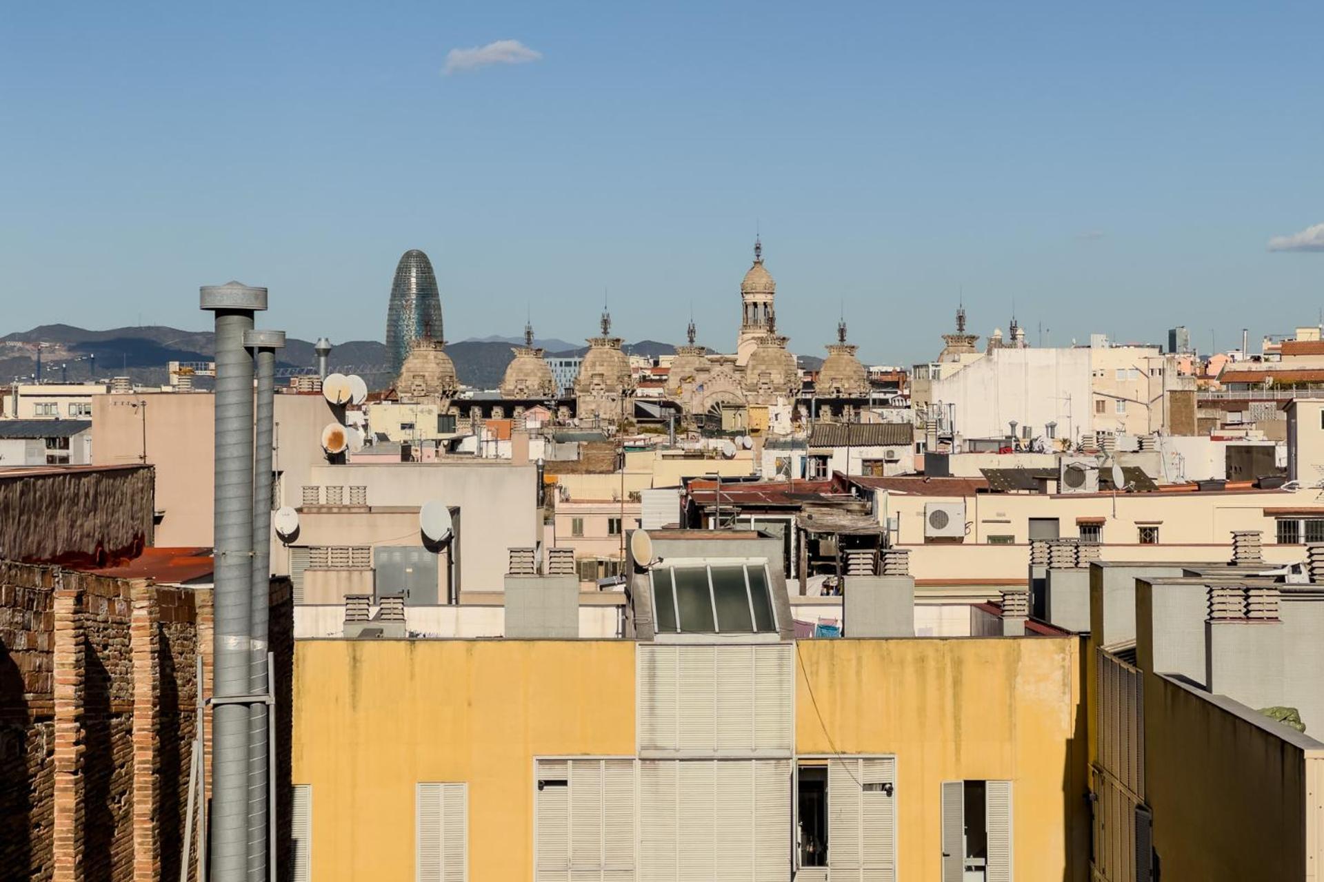 Oasis Suites Downtown Barcelona Exterior foto